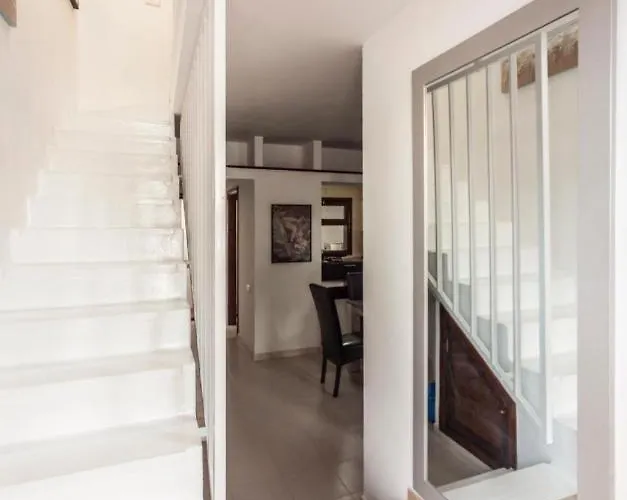 Luxury House Grumete Ferienhaus *